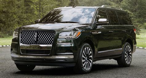 Features of 2022 Lincoln Navigator